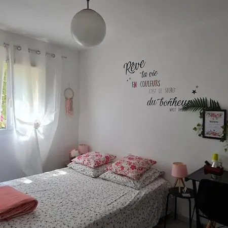 Dans A 15mn Des Plages Bed & Breakfast *